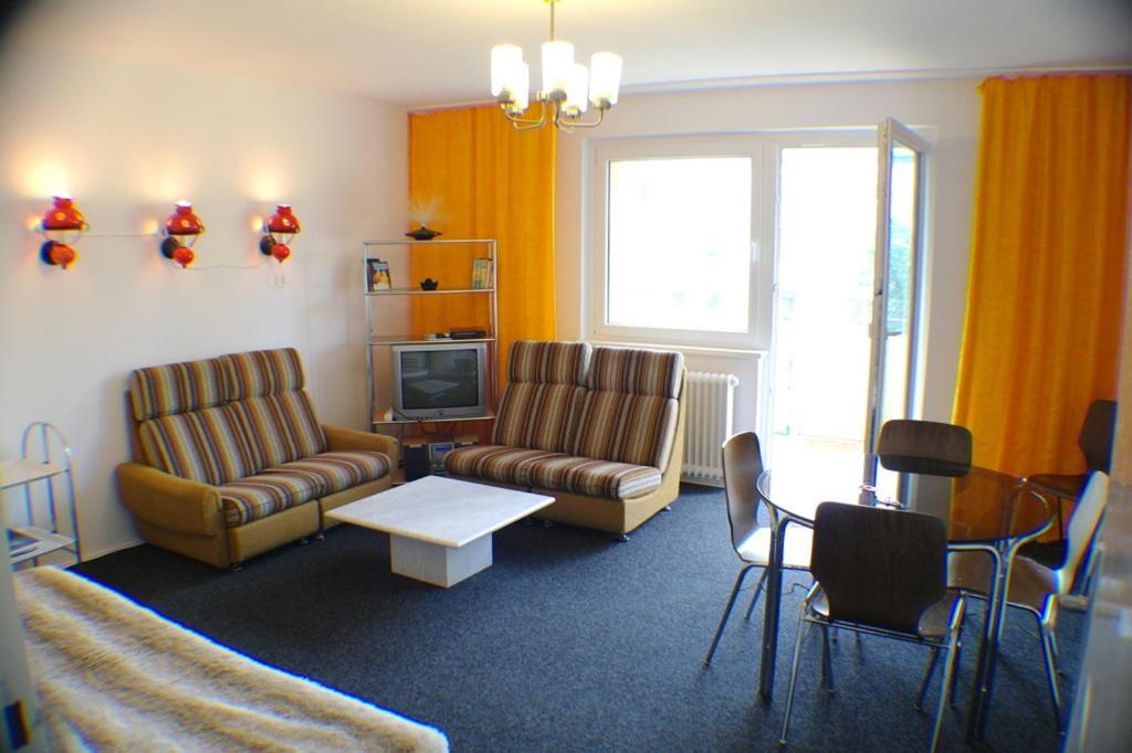 M M Central Vintage Family, Handwerker Und Monteure Apartments برلين الغرفة الصورة