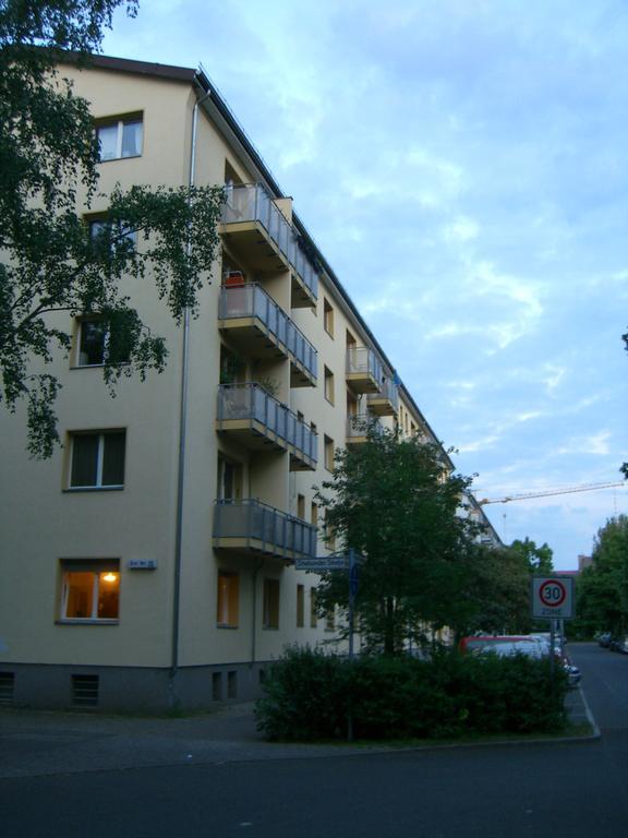 M M Central Vintage Family, Handwerker Und Monteure Apartments برلين المظهر الخارجي الصورة